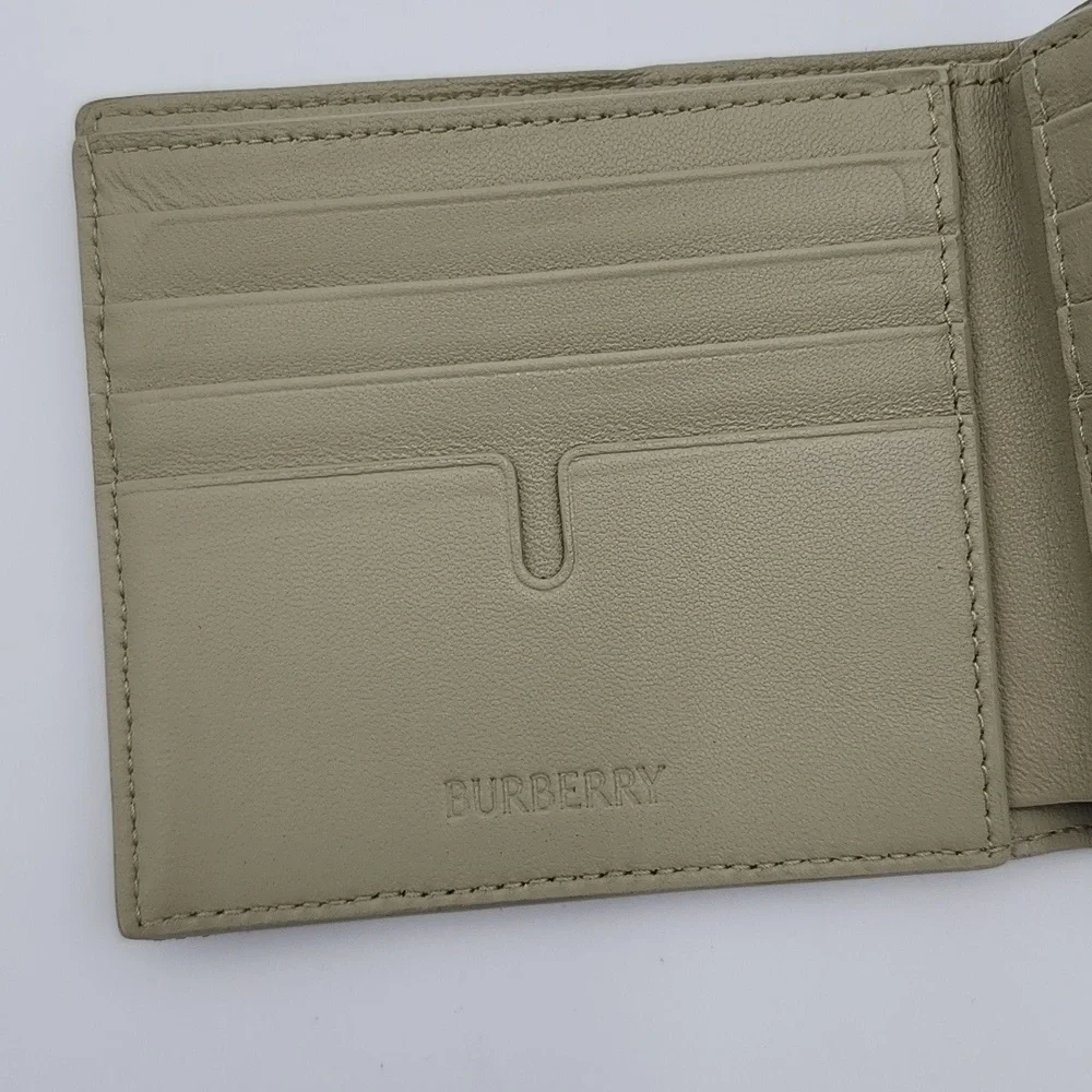 BurberryCheck Bifold Wallet - Picture 5 of 6